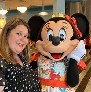 Meet your Posher, Elizabeth